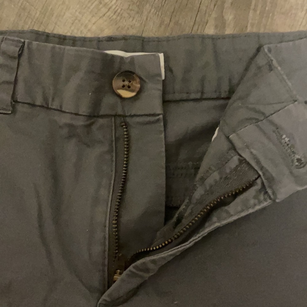 Old Navy shorts. Size 4 - Picture 2 of 5